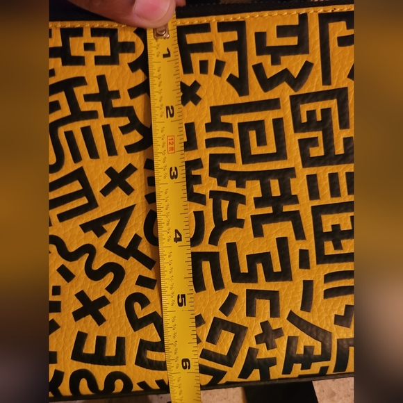 Coach Limited Edition Mickey X Keith Haring Holden Crossbody - Picture 9 of 13